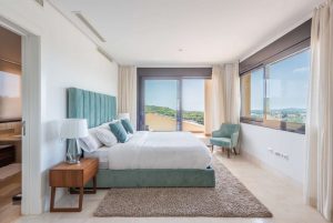 Stilvoll eingerichtete Schlafzimmer