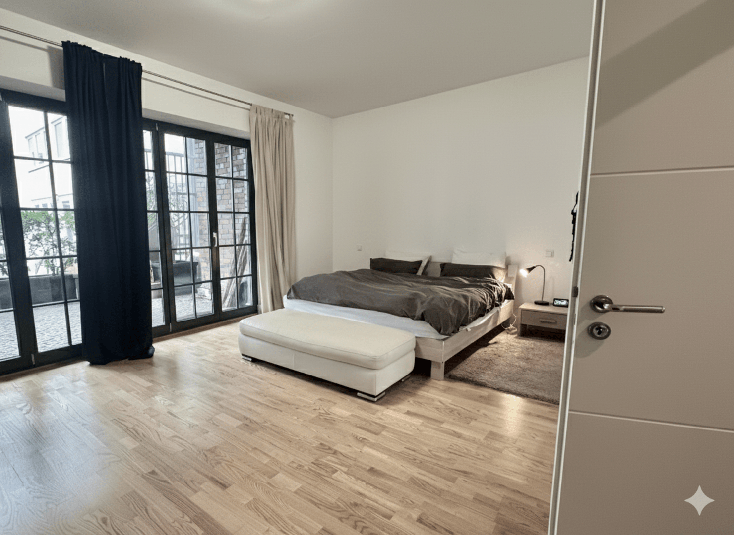 ruhiges, gemütliches Schlafzimmer