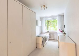 potenzielles Arbeits- oder Kinderzimmer